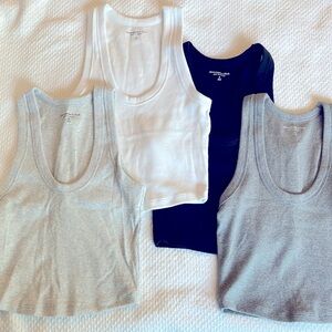 Crop tank set of 4